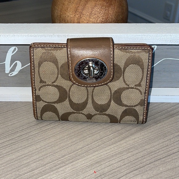 Coach wallet - Picture 2 of 5